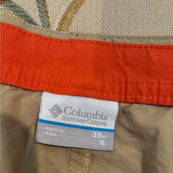 Columbia Shorts sz 38. Excellent Condition!!! - Picture 8 of 8